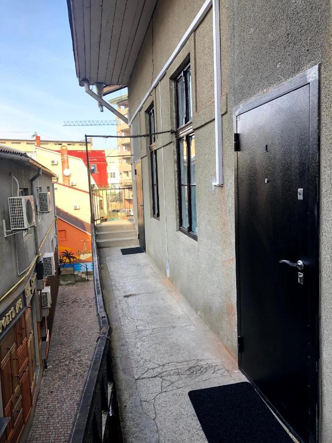 Gil Apartments, Korzo 7,2 Centre ウージュホロド エクステリア 写真