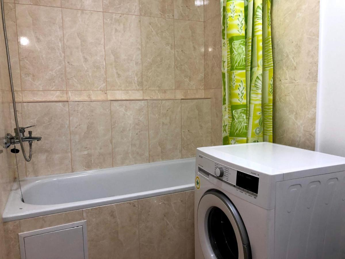 Gil Apartments, Korzo 7,2 Centre ウージュホロド エクステリア 写真